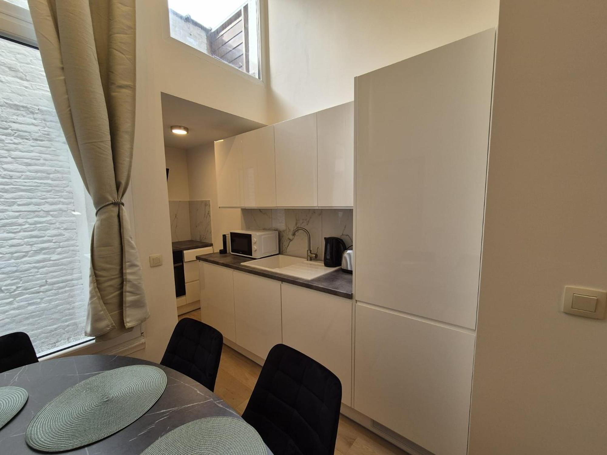Tasson Snel Apartment Center Of Брюксел Екстериор снимка