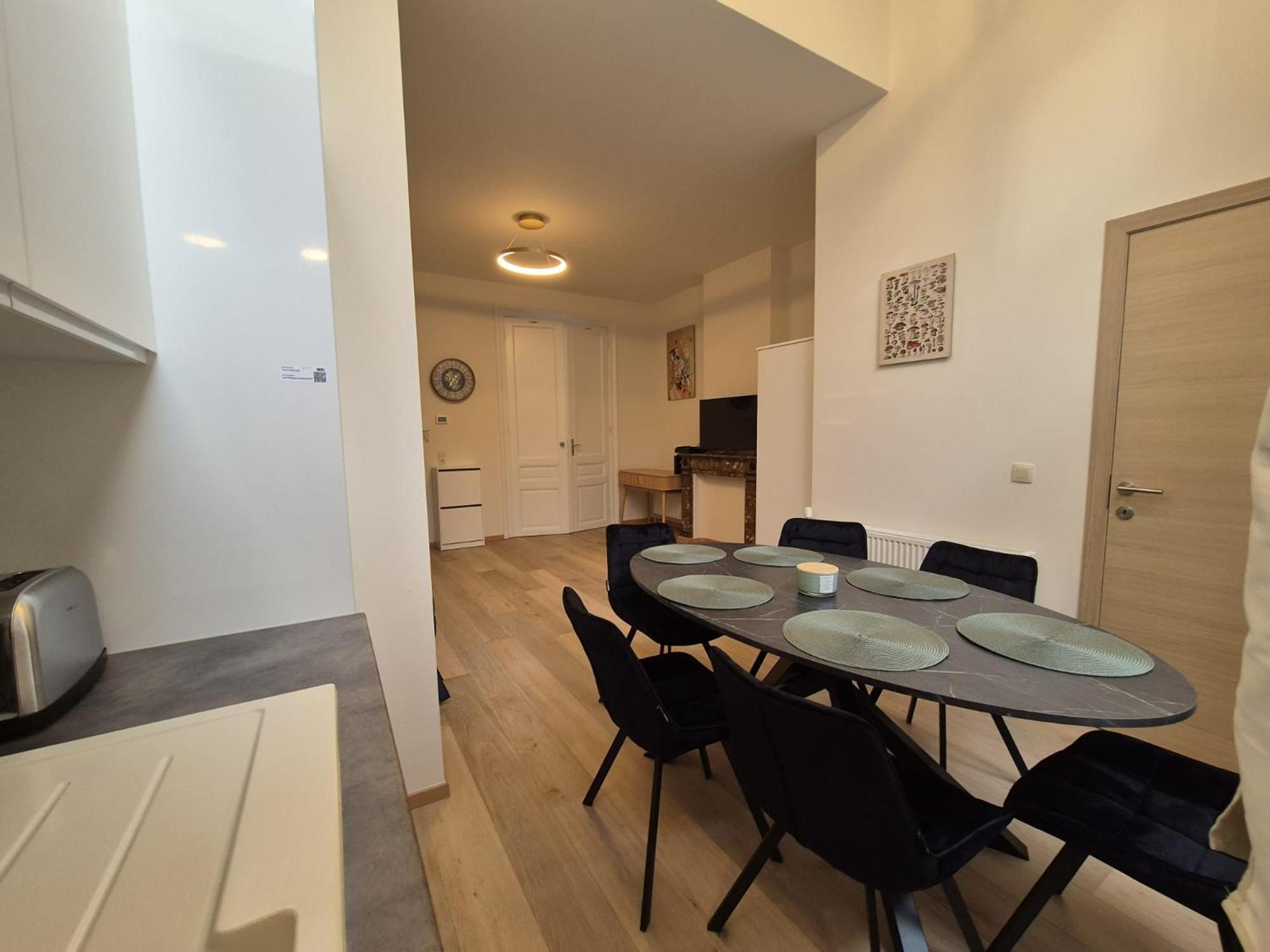 Tasson Snel Apartment Center Of Брюксел Екстериор снимка